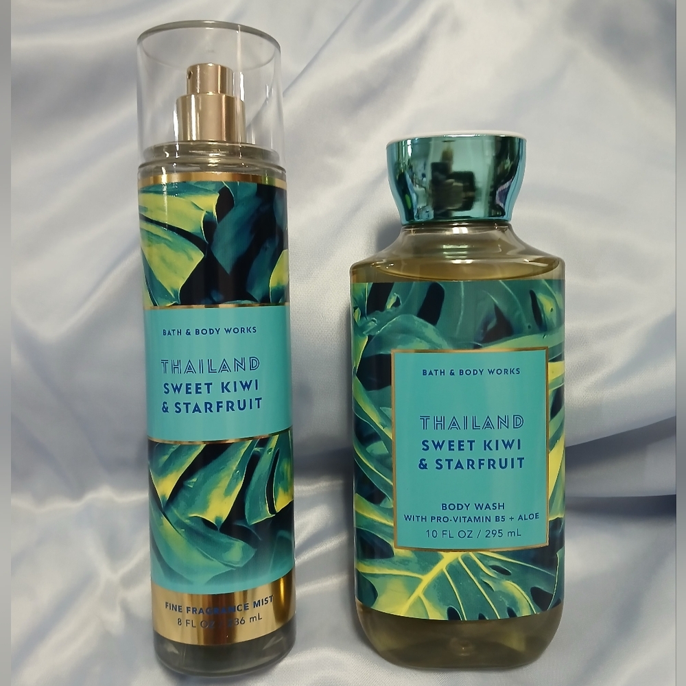 Bath & Body Works Sweet Kiwi & Starfruit Body Wash and Mist - Green and Blue